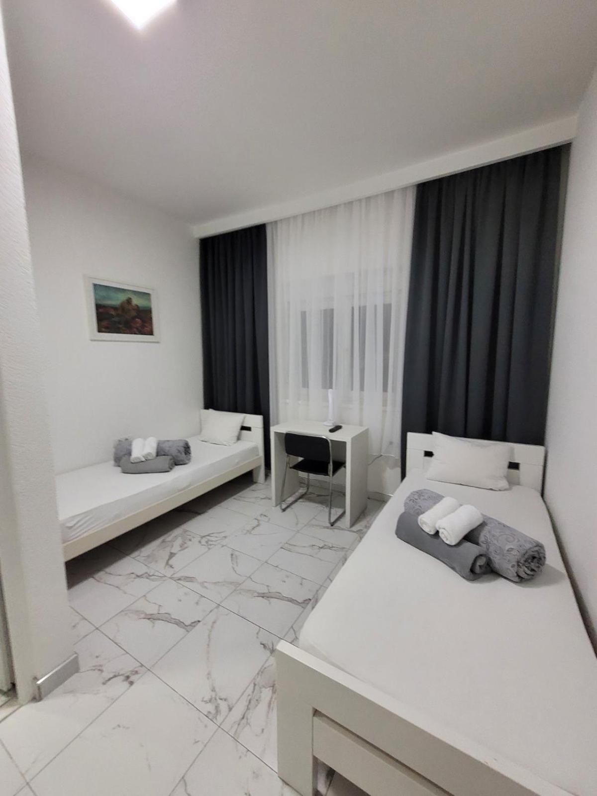Vila Safir Loznica Exteriör bild